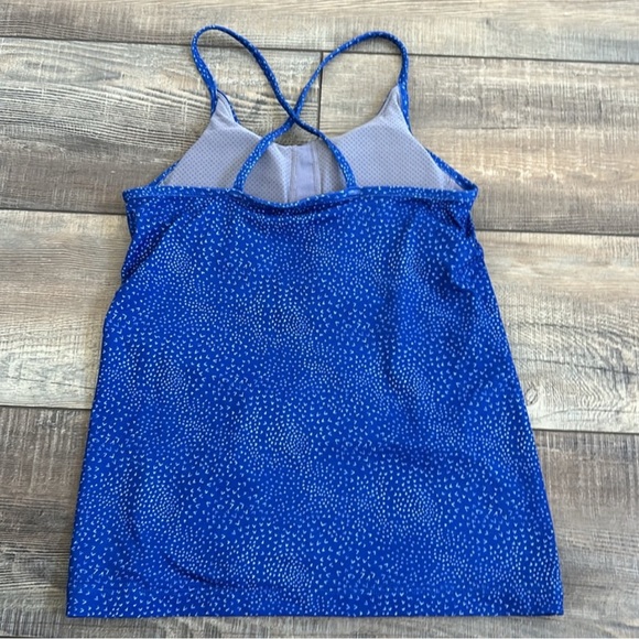 EUC. Like new! Patagonia Vibrant blue camisole with shelf bra. - Picture 3 of 5